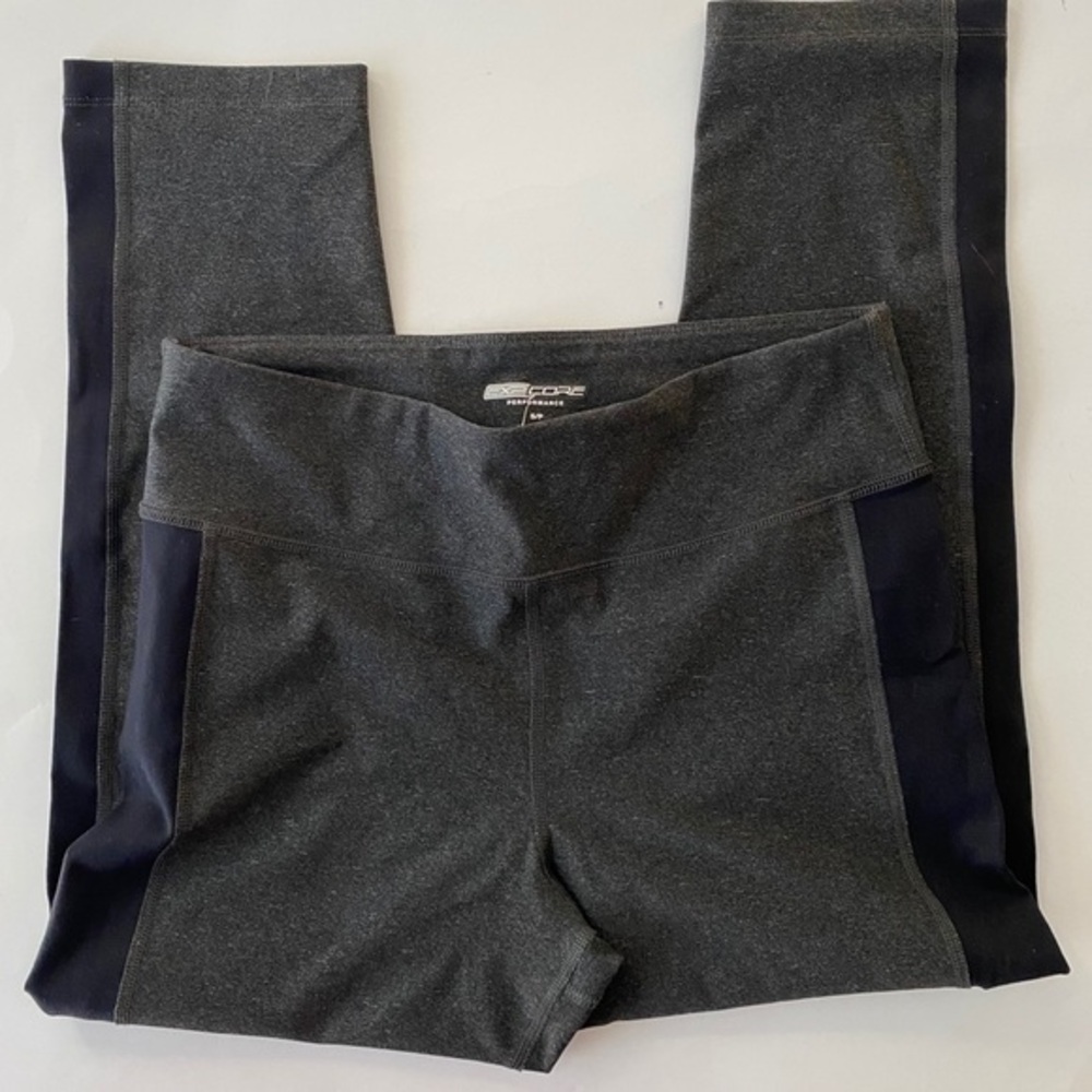 Express Core Performance capris